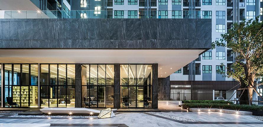 The Base Pattaya By Feng Apartment Exterior photo